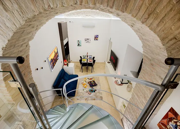 Apartment Enchanted *